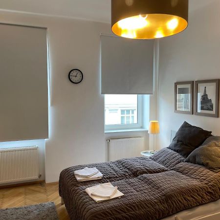 Charmante Altbauapartments Apostelgasse Вена Экстерьер фото