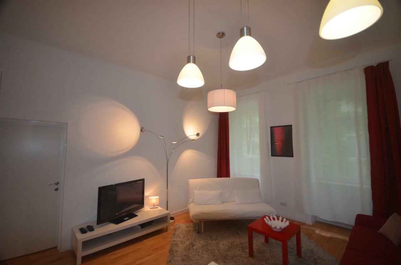 Charmante Altbauapartments Apostelgasse Вена Экстерьер фото